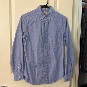 Jcrew men’s blue slim untucked Oxford shirt. XS